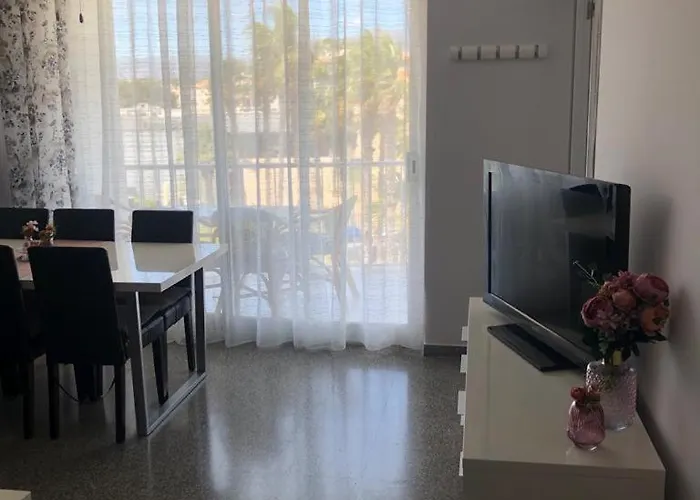 Terraza Albir アパート